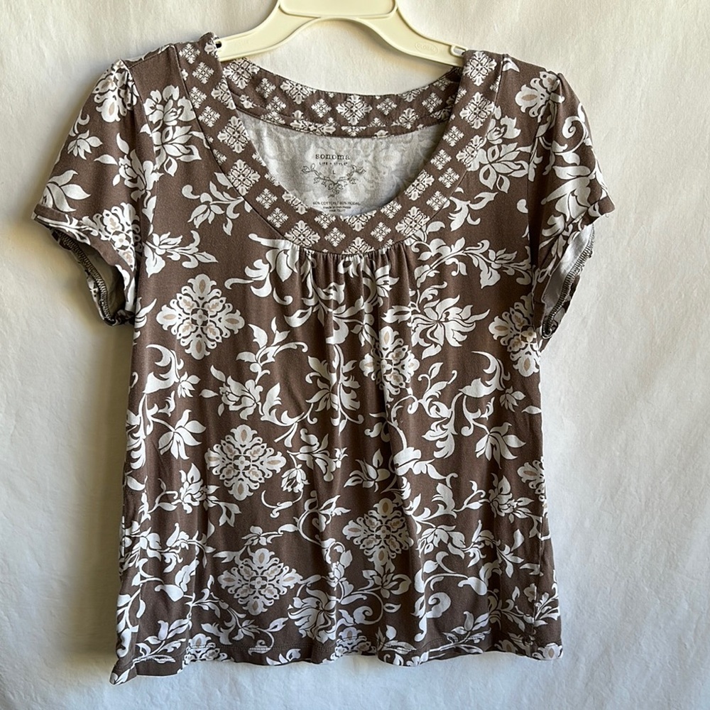 Sonoma Life + Style muted brown and white/cream floral print top, size L